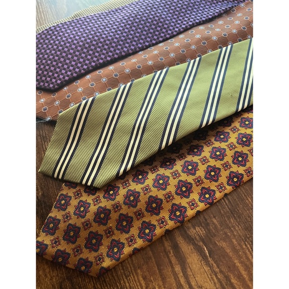 Lot of Neckties - Picture 2 of 3